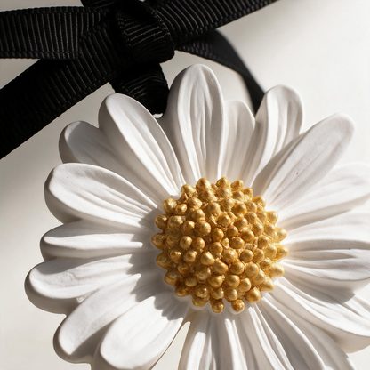 🌼 Gift-Ready | Plaster Closet Daisy Charm | Lovely Indoor Fragrance